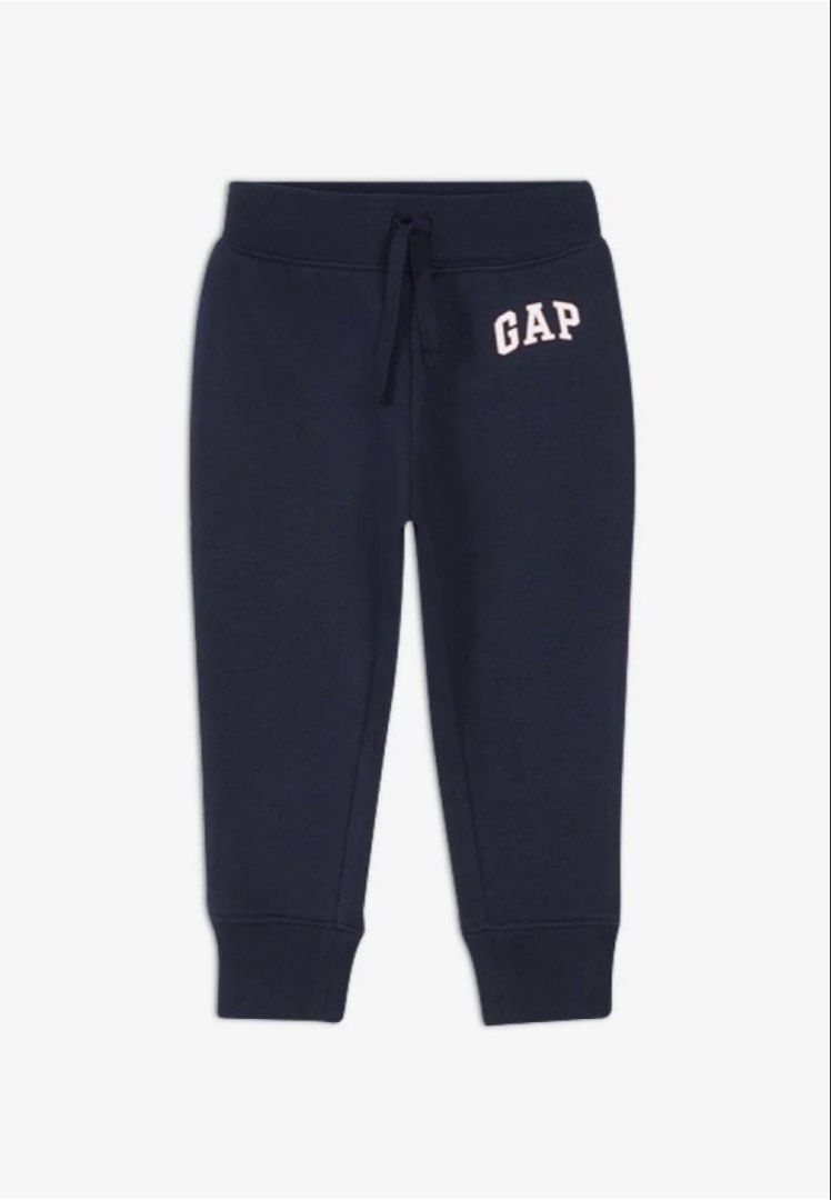Gap toddle logo joggers in fleece (Category: Babies & Kids Fashion) located in Naga. Submitted by suit_yourslf (Listing ID 1461348146, Image 1). Description: - Navy blue joggers from Gap - Features the iconic Gap logo on the left thigh - Comfortable elastic waistband with adjustable drawstring - Ribbed cuffs for a snug fit at the ankles - Perfect for casual, everyday wear Original price: ₱1,450.