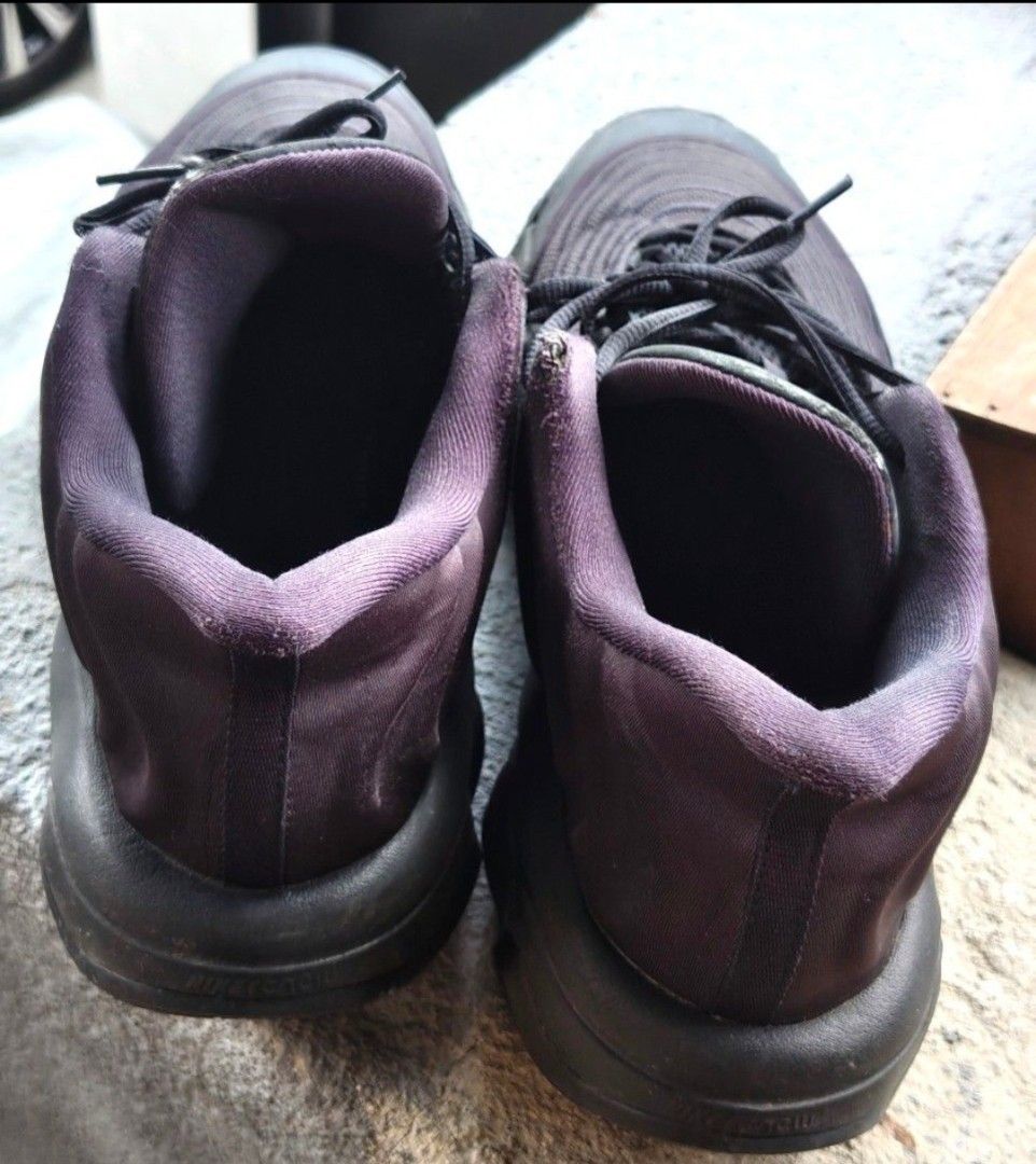 Giannis Immo 4 (Category: Sneakers) located in Binan City. Submitted by kingrdgarcia-17305 (Listing ID 1461494487, Image 2). Description: Giannis Immo 4 triple.Black size 10 .5 legit used no box see pics Binan area.