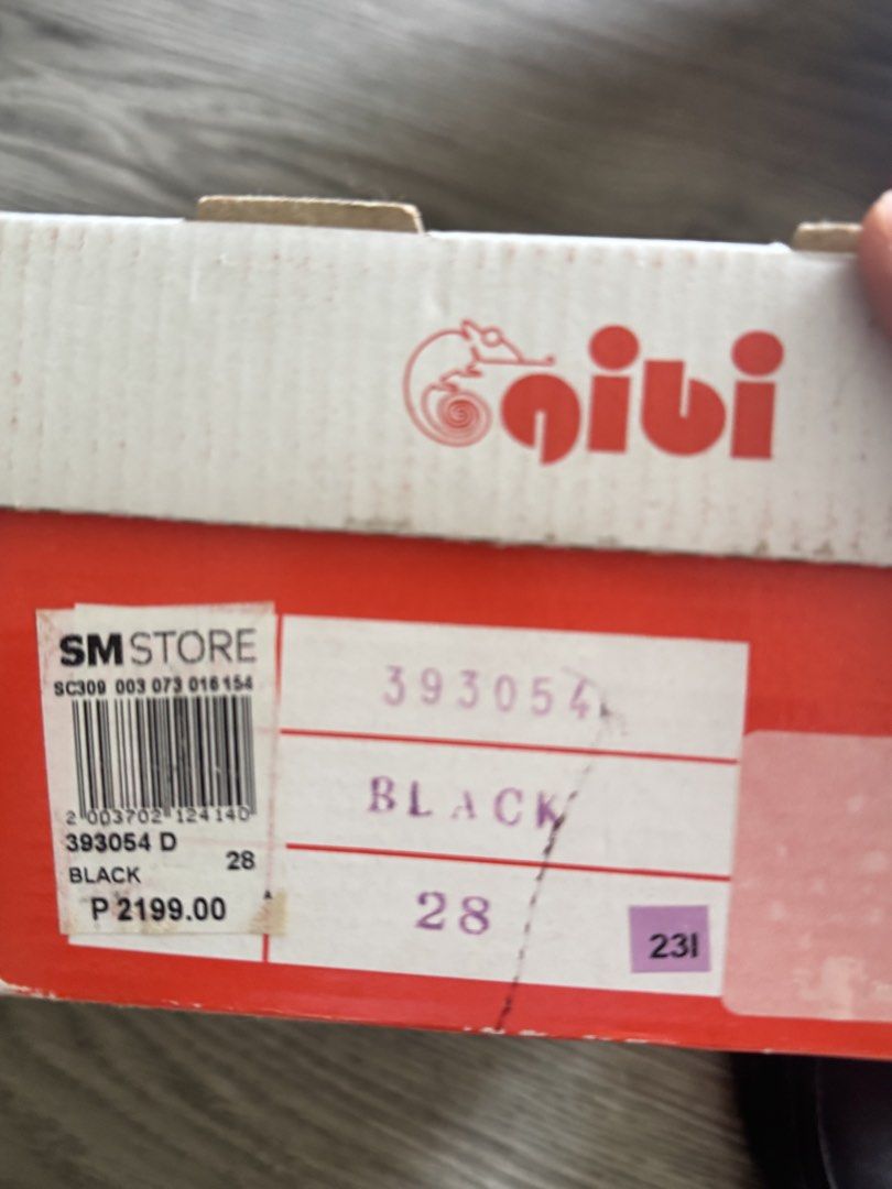 Gibi Black Velcro School Shoes Size 28 (Category: Babies & Kids Fashion) located in Manila. Submitted by jdyfrt (Listing ID 1461380370, Image 2). Description: - Brand: Gibi - Color: Black - Type: School Shoes - Size: 28 - Closure: Velcro strap (easy to wear!) - Condition: Used, with some signs of wear on soles and uppers. - Includes: Original box - Ideal for: Everyday school use.