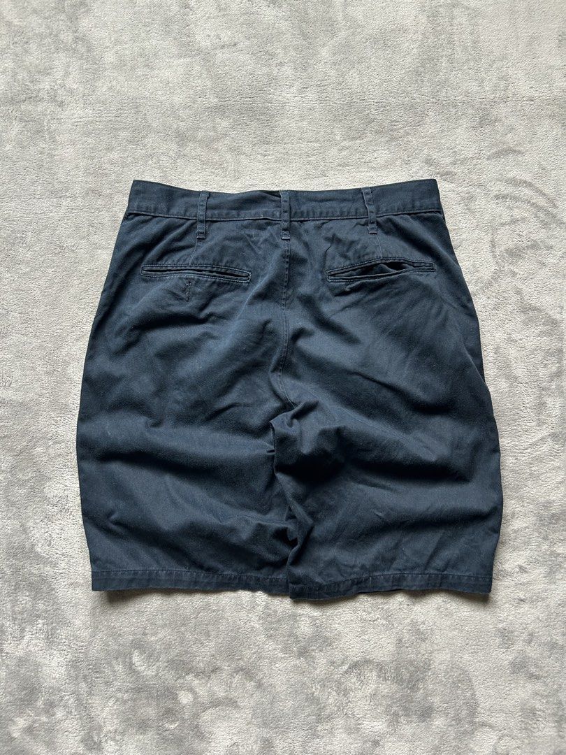 GU Jorts (Category: Shorts) located in Manila. Submitted by wenttttt (Listing ID 1461426587, Image 3). Description: 29 x 19.5 x 9.5 No issue.