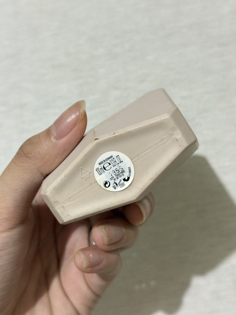 Gucci Bamboo Perfumed Body Lotion 100ml (Category: Body Care) located in Angono. Submitted by xxxallaboutbagsxxx (Listing ID 1461448852, Image 3). Description: - Authentic Gucci Bamboo Perfumed Body Lotion - 100ml bottle - Made in Germany - Perfect for everyday wear with its delightful scent.