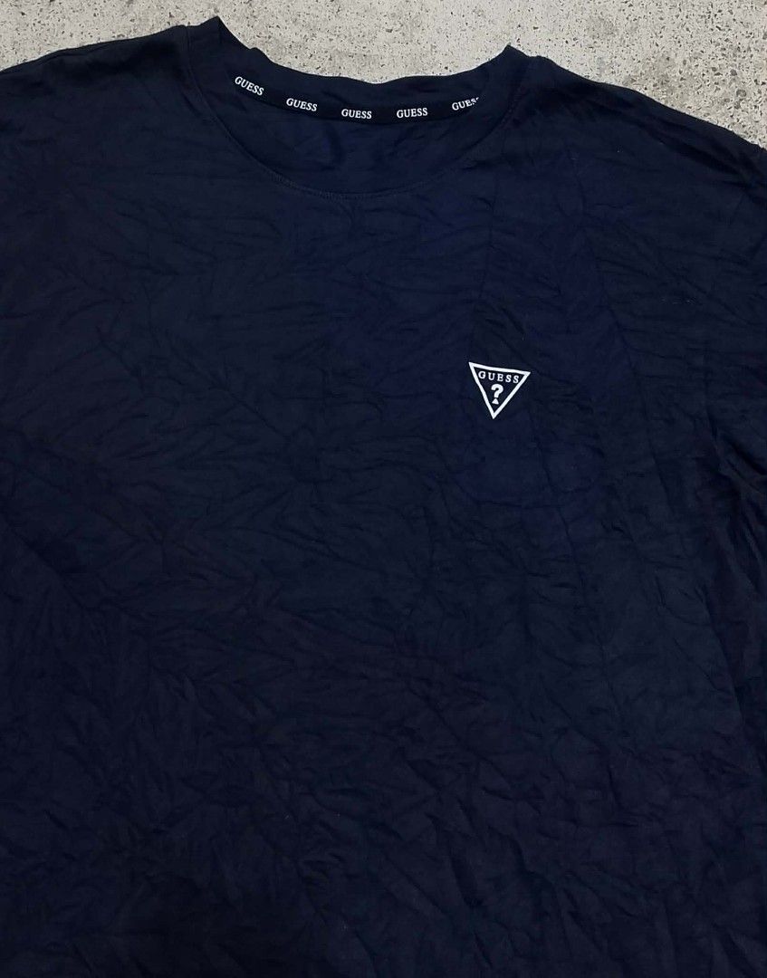 Guess tee shirts (Category: Tshirts & Polo Shirts ) located in Alburquerque. Submitted by ayrelieonlineshop (Listing ID 1461465808, Image 2). Description: guess tee shirts size XL dimensions W-21.5 L-28 very excellent condition 9.9/10 color rate navy blue color.