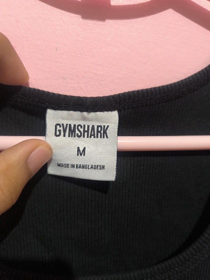 Gymshark Ribbed Tank (Category: Activewear) located in Gumaca. Submitted by badzmdfghjkl (Listing ID 1461505498, Image 3). Description: like new excellent condition medium size never worn sa gym rfs; loose saken med.