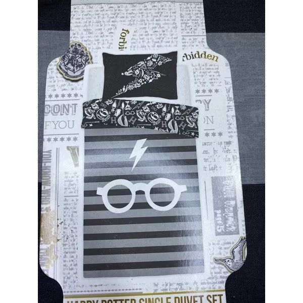 harry potter single duvet cover (Category: Bedding & Towels) located in Quezon City. Submitted by fashionifywardrobe8899 (Listing ID 1461329353, Image 2). Description: .