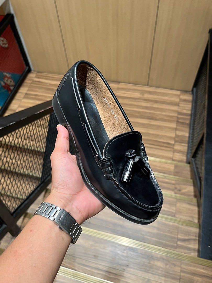 Haruta Japan Loafers (Category: Loafers) located in Butuan. Submitted by jacobfrost (Listing ID 1461496274, Image 3). Description: Haruta Japan 23.5 EE Good as new ₱1,800.