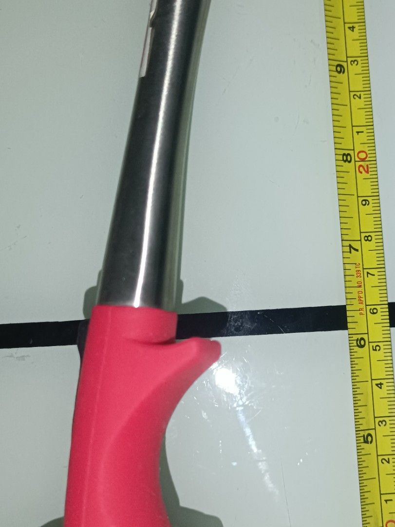Heavy Duty Flat Flipper Spatula (Category: Other Kitchenware & Tableware) located in San Pedro. Submitted by elevens_online_thrift_shop (Listing ID 1461402714, Image 3). Description: brand new without packaging heavy duty good condition manage your expectation this has no packaging.