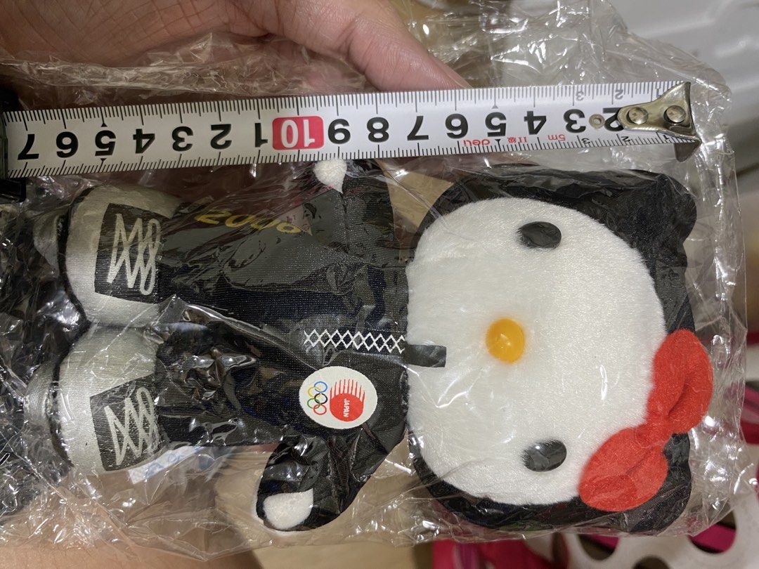 Hello Kitty Plushy - 2006 Turin/Winter Olympics (Category: Plushies & Soft Toys) located in Pasig City. Submitted by fantasticnooks (Listing ID 1461457058, Image 3). Description: 📌 PLEASE READ BEFORE BUYING (PLUSHIES) Posted item/s are pre-loved plush toys. Minor signs of use such as dust, fabric wear, light discoloration, loose stitches, stains, faded tags, or pen markings may be present. Plush condition varies, so please manage expectations. �