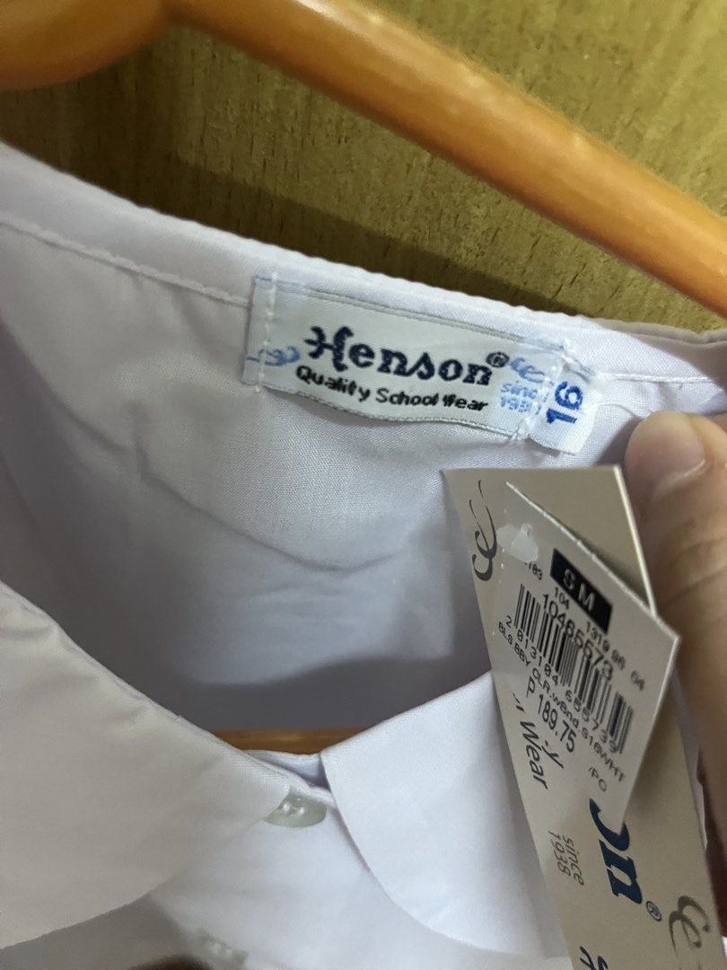 Henson School Collar Shirt Uniform Elementary (Category: Others Tops) located in Manila. Submitted by cccuyyy (Listing ID 1461406082, Image 2). Description: - Henson brand white school uniform shirt - Features a classic Peter Pan collar - Short sleeves for comfort - Size 16 - Brand new with original tag still attached - Ideal for school wear .