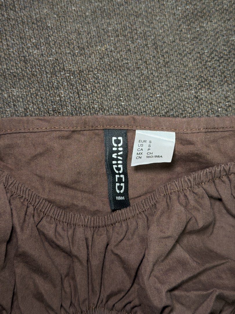 h&m brown top (Category: Others Tops) located in Paranaque City. Submitted by phoebeways (Listing ID 1461522993, Image 3). Description: .