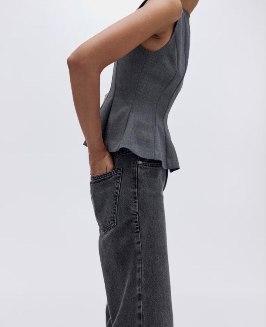 H&M High Waist Jeans (Category: Jeans) located in Subic. Submitted by httpsuflea (Listing ID 1461466311, Image 2). Description: - bought this for ₱1,790 - rfs: decluttering.