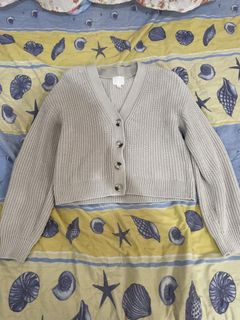 (Category: ) located in . Submitted by shop.louve (Listing ID 1461388106, Image 1). Description: .