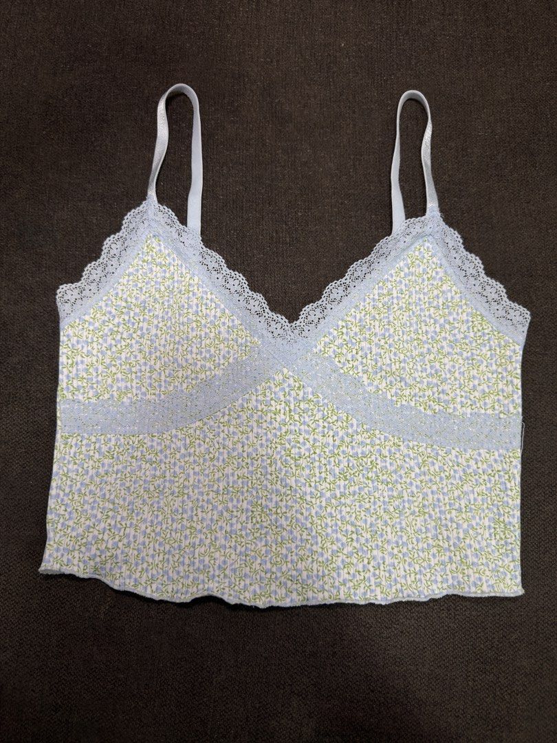 h&m top (Category: Others Tops) located in Paranaque City. Submitted by phoebeways (Listing ID 1461521108, Image 1). Description: .