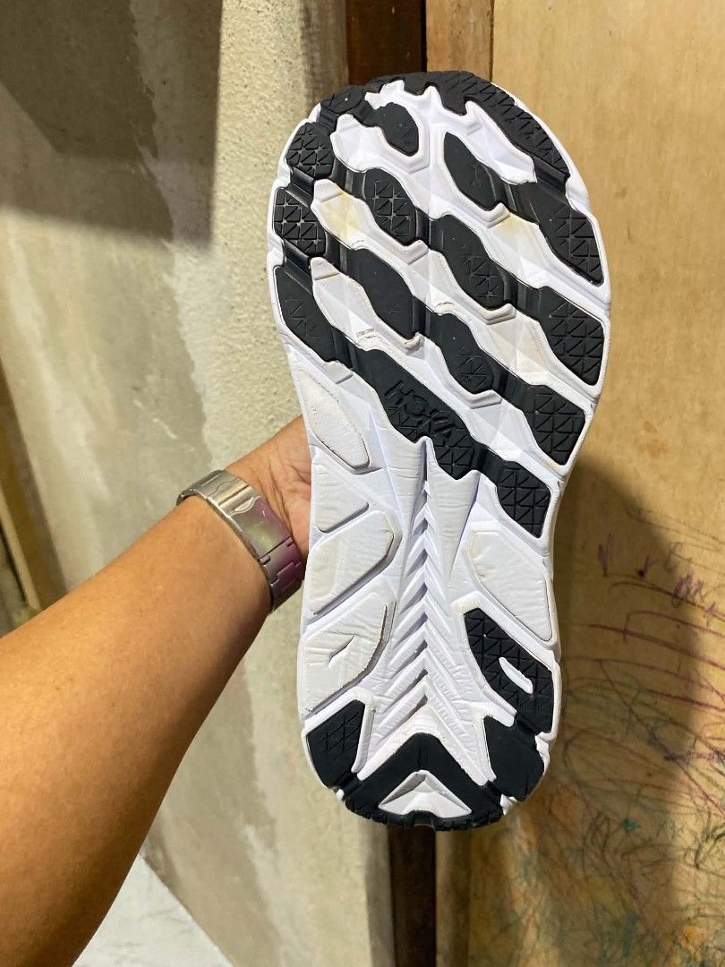 Hoka Clifton 8 (Category: Sneakers) located in Bontoc. Submitted by tedanzthrift (Listing ID 1461364020, Image 3). Description: - Hoka Clifton 8 running shoes - Ideal for running and everyday wear - Lightweight and comfortable design - Shows minimal signs of wear - Ready for your next adventure!.