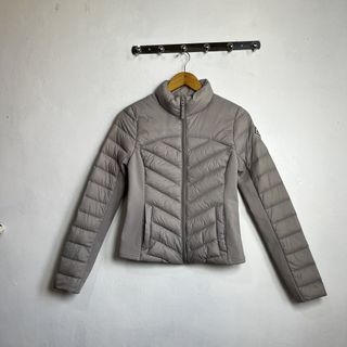 (Category: ) located in . Submitted by winterjacket.ph (Listing ID 1461358586, Image 1). Description: .