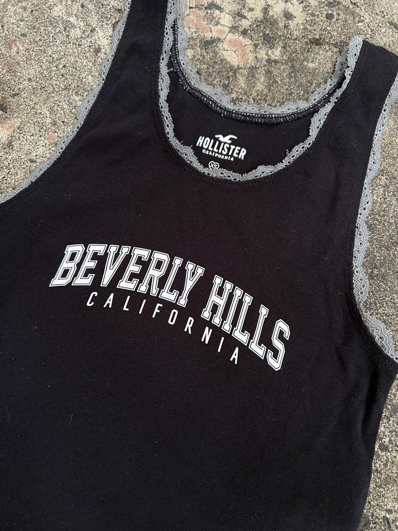 Hollister y2k top (Category: Sleeveless) located in Dapitan. Submitted by gelbread (Listing ID 1461484085, Image 2). Description: .