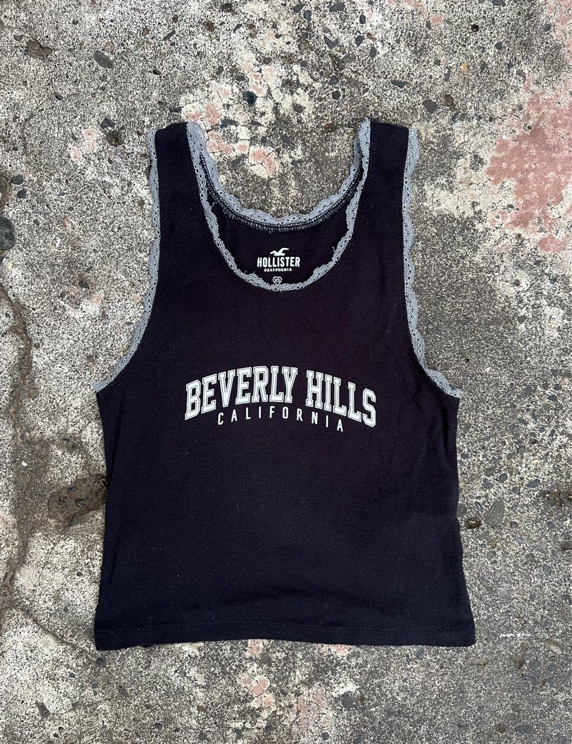 Hollister y2k top (Category: Sleeveless) located in Dapitan. Submitted by gelbread (Listing ID 1461484085, Image 1). Description: .