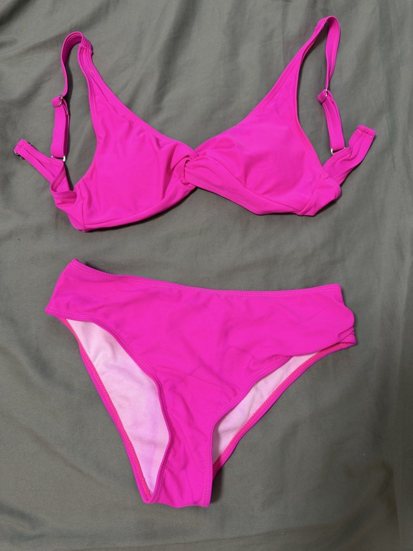 Hot Pink Bikini Set (Category: Bikinis & Swimsuits) located in Caloocan City. Submitted by itsykz (Listing ID 1461401370, Image 1). Description: - Bright hot pink bikini set - Twisted front detail on the top - Used once only 📍qc/makati.