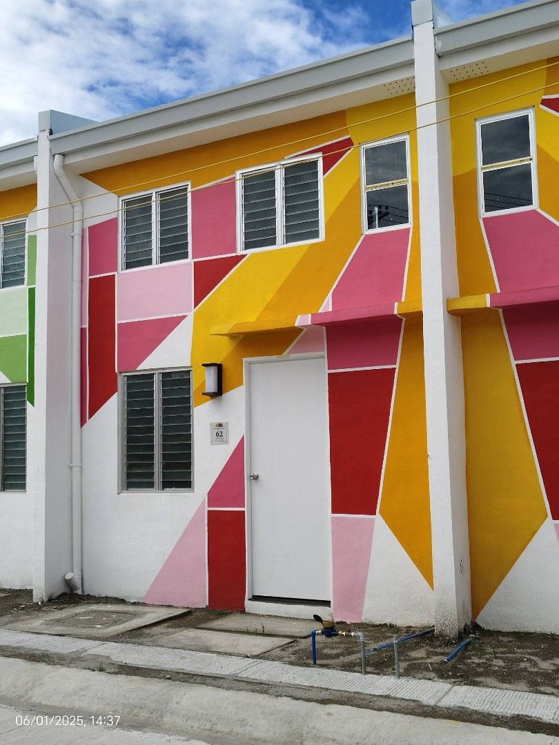House for sale (Category: Community) located in San Mateo. Submitted by rggnzales066300 (Listing ID 1461385556, Image 1). Description: pm for details .