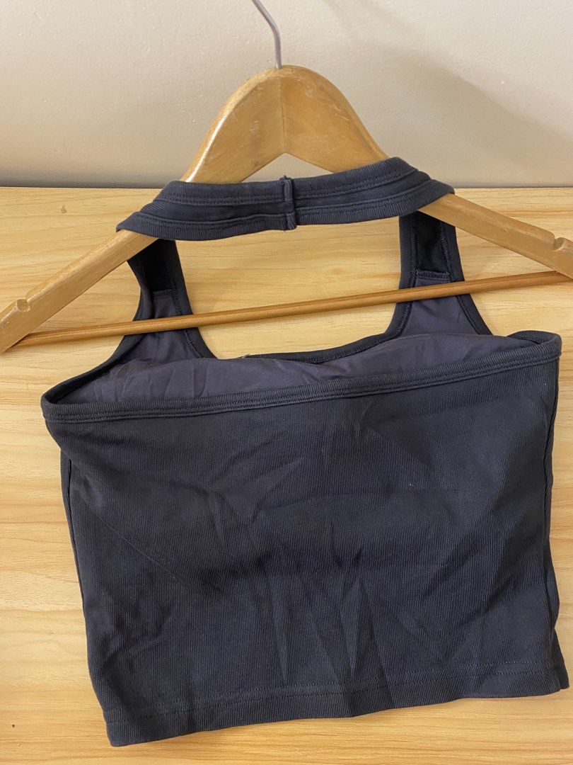 HQ Halter padded top s-m a15 (Category: Sleeveless) located in Baguio. Submitted by buyforless_2600 (Listing ID 1461429053, Image 2). Description: .