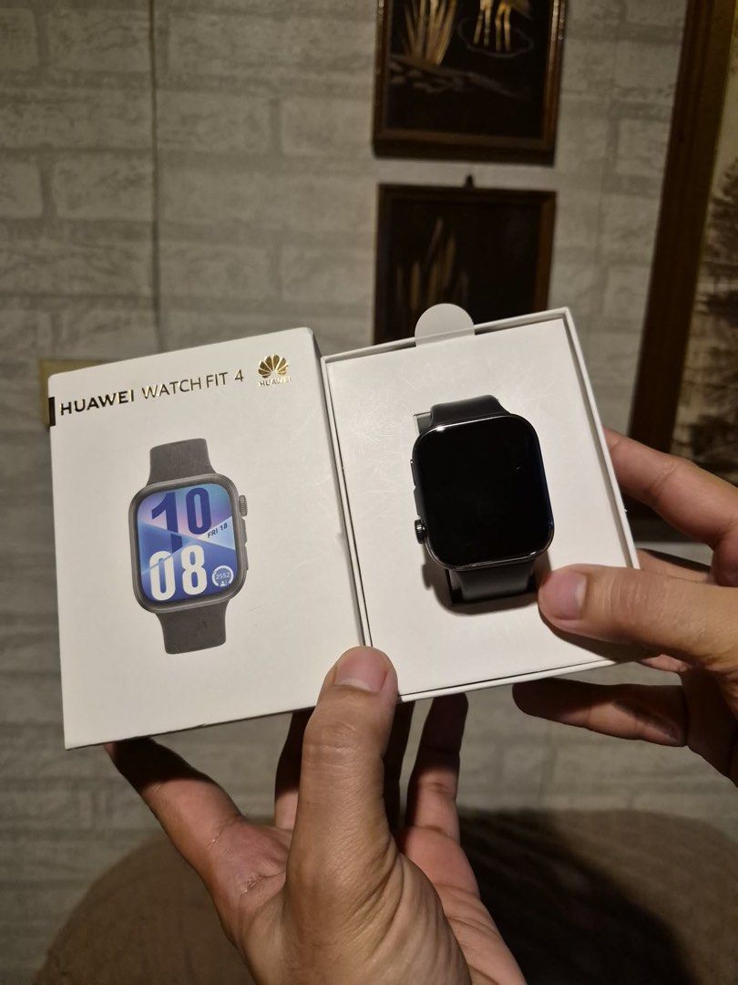 Huawei Watch Fit 4 Smartwatch (Category: Wearables & Smart Watches) located in Caloocan City. Submitted by dannej19 (Listing ID 1461407275, Image 2). Description: - Brand new Huawei Watch Fit 4, sealed in box - charger included - barely used bought it just this january 2026 Rfs: need funds.