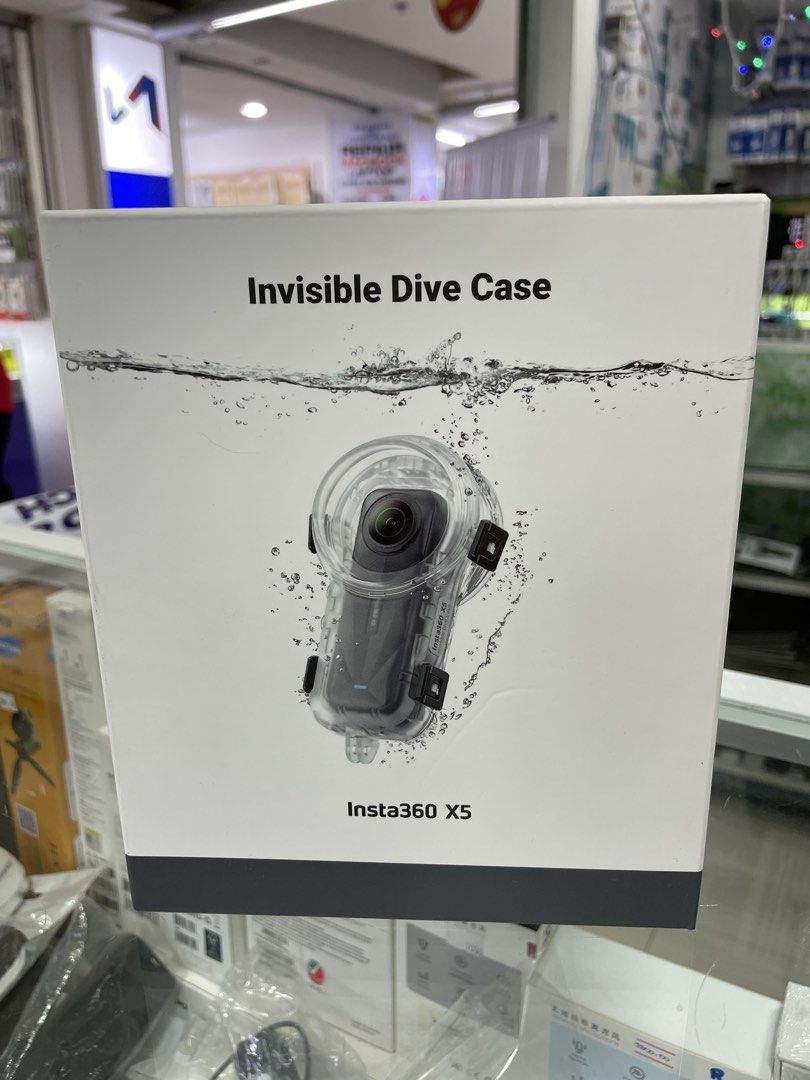Insta360 X5 Invisible Dive Case (Category: Cameras) located in Manila. Submitted by christinec65086 (Listing ID 1461372827, Image 1). Description: - Capture amazing underwater shots with the Insta360 X5 Invisible Dive Case. - Perfect for all your aquatic adventures. - Includes: Storage bag, weight block, thumb screw, 3-prong adapter, and anti-fog inserts. - Everything you need for crystal clear underwater footage..