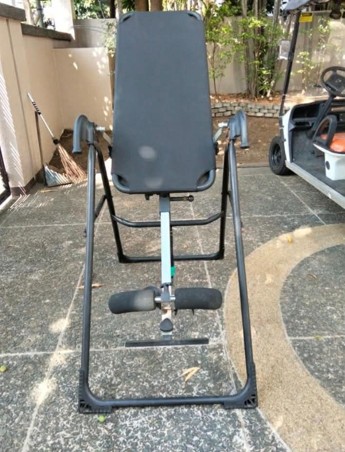 invertion table from USA (Category: Toning & Stretching Accessories) located in Manila. Submitted by liveturtle_6b0727 (Listing ID 1461516836, Image 2). Description: no issue.. matabungkay batangas location.