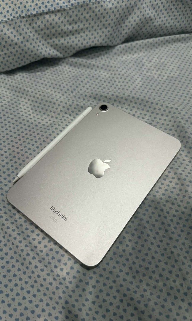 Ipad Mini 7 (Category: iPad) located in Cagayan de Oro. Submitted by kai_sha (Listing ID 1461418159, Image 3). Description: ₱35,500 with Apple Pencil, (Type C) Ipad Mini 7 256gb, hardly used. Only for gaming (Genshin and ML) Bought it around December RFS: Dili kaayo magamit since naa ko Ipad Pro.