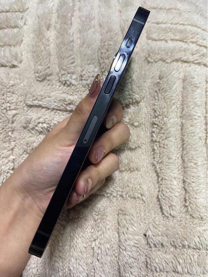 Iphone 14 pro max 256gb (Category: iPhone 14 Series) located in Bacoor. Submitted by hrshydmngz (Listing ID 1461405302, Image 2). Description: FOR SALE ONLY 77% Battery health (orig) Smartlocked No history of replace/repair No dents and scratches Truetone and Face ID working rfs: personal used phone upgrade ng bago BACOOR LOC Price negotiable🤍.