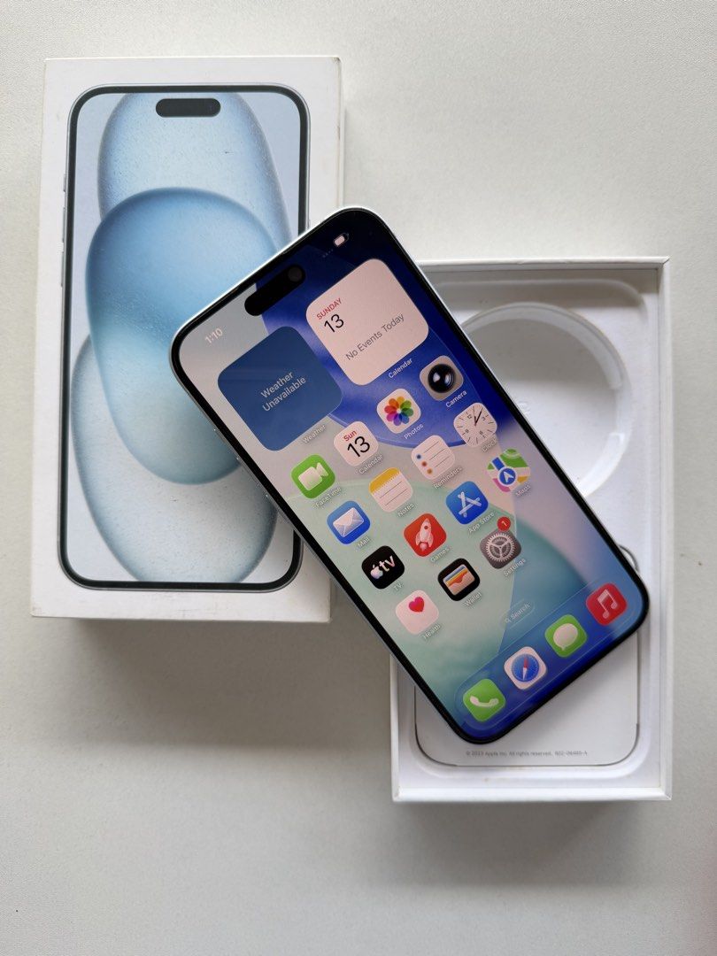 IPHONE 15 PLUS 256GB (Category: iPhone 15 Series) located in Santa Rosa. Submitted by joycemilla_quin (Listing ID 1461532065, Image 3). Description: 📱 iPhone 15 Plus 256GB 💰 For Sale or Swap ✅ 82% BH ✅ Smart / TNT Locked ✅ No issues ✅ Screen protected since Day 1 Includes: 📦 Box (same IMEI) 📱 Unit 🔌 Original Chord 🎁 Cases 💵 32,500 – Selling 🔄 33,500 – Swapping 📍 Santa Rosa, Laguna 🤝 Meetup: Santa Rosa / nearby areas 📌 RFS: Extra phone 