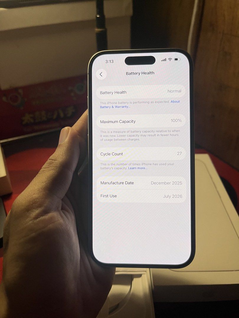iphone 16 almost brandnew (Category: iPhone 16 Series) located in Manila. Submitted by gene0805 (Listing ID 1461548492, Image 3). Description: - iPhone 16 - Color: White - Storage: 128GB - Condition: Almost brand new - Battery Health: 100% - Cycle Count: 27 - Meetup Location: Valenzuela City.