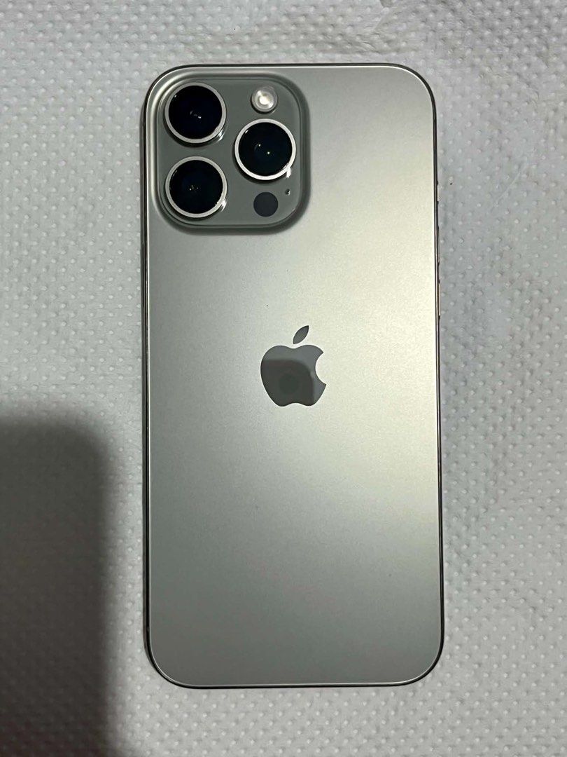 Iphone 16promax (Category: Other Mobile & Gadget Accessories) located in Quezon City. Submitted by jobertcordova90 (Listing ID 1461335746, Image 1). Description: Iphone 16promax 256gb Complete with box and orig charger cable .