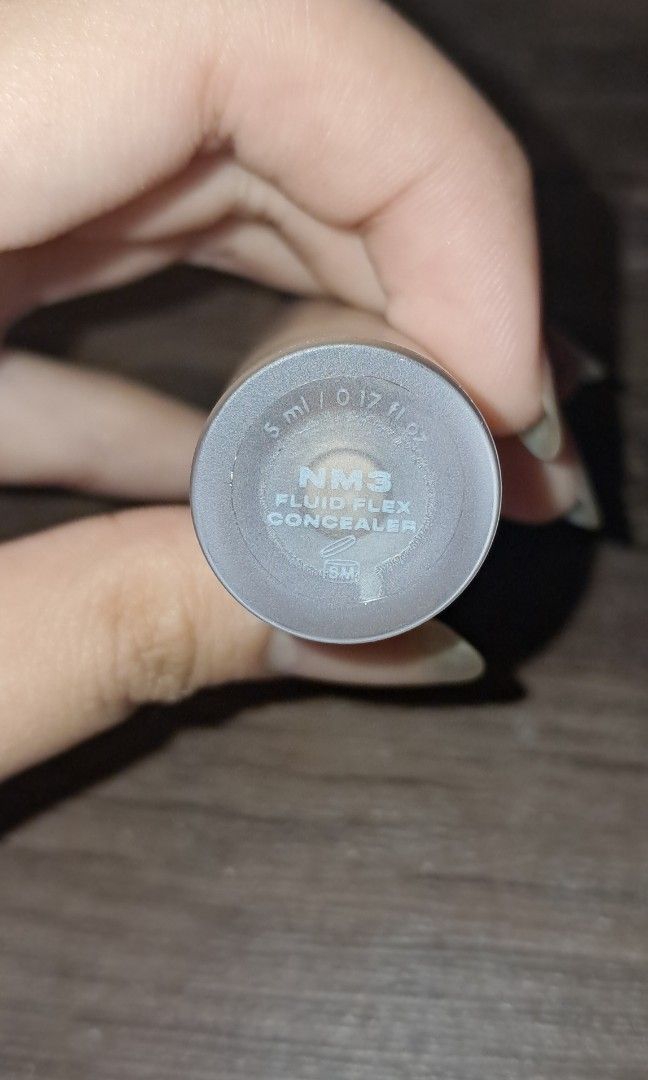 ISSY NM3 Medium Neutral Concealer (Category: Makeup) located in Manila. Submitted by starpong (Listing ID 1455394773, Image 2). Description: - ISSY Concealer - Shade: NM3 (Medium Neutral) - still with box - swatched only RFS: not my shade, swatched once. bought for 380 on orange app.