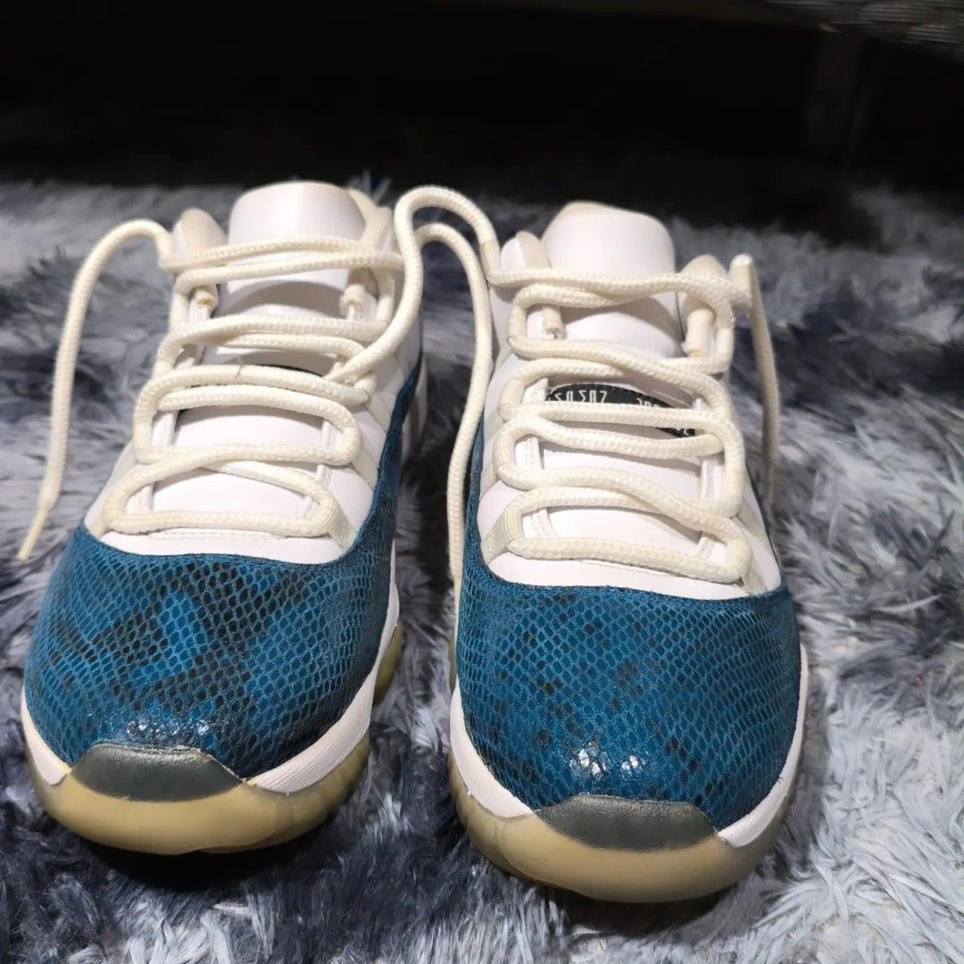 J11 Retro Low Navy Snakeskin (Category: Sneakers) located in Caloocan City. Submitted by gta_sanandres (Listing ID 1461422646, Image 2). Description: Consigned from Cop Garden(pulled out) For Sale: REPRICED!!! J1 Retro Low Navy Snakeskin 2018 release size: 11us mens price: 2000 Php can do meetup @Sm north edsa/trinoma or anywhere near DM for more details.