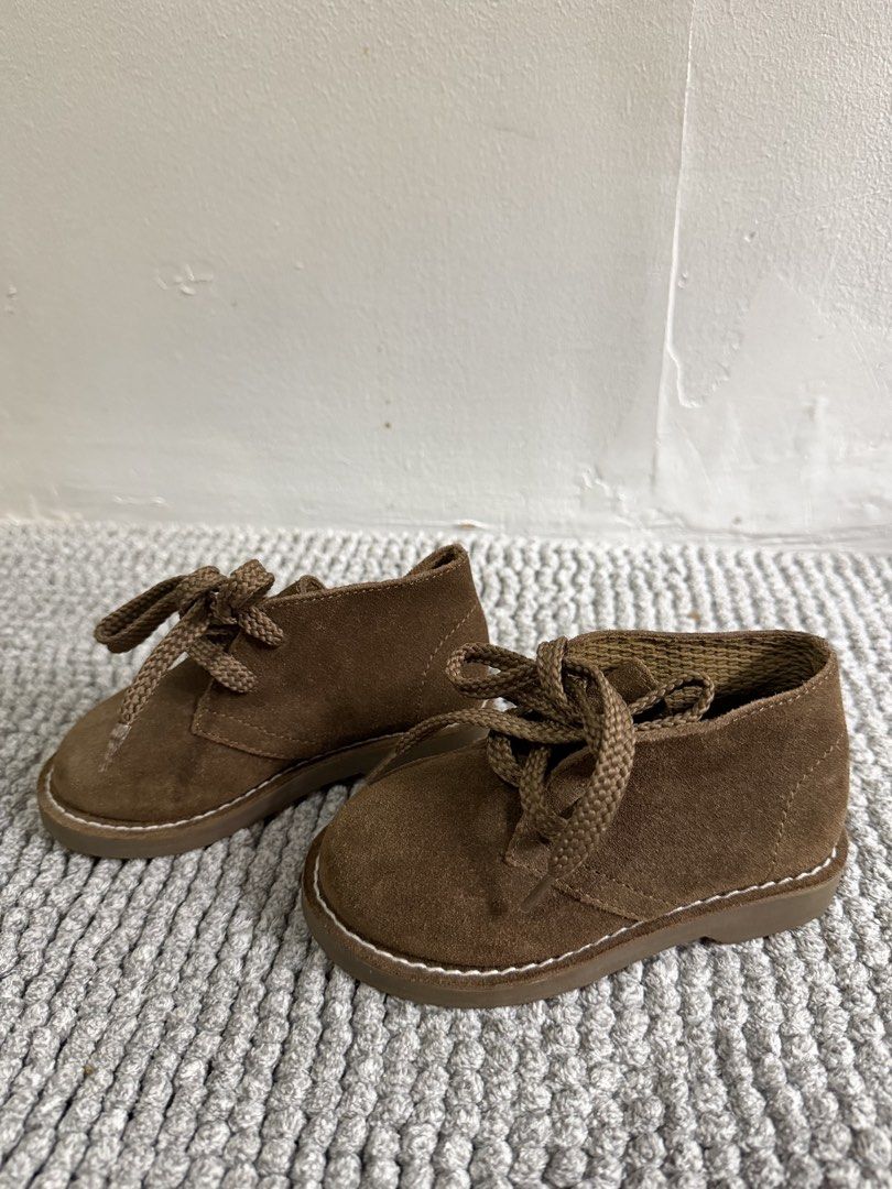 J. Crew Brown Suede Boots for Kids (Category: Babies & Kids Fashion) located in Paranaque City. Submitted by cellybelly (Listing ID 1461329859, Image 2). Description: .