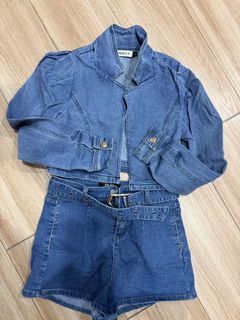 (Category: ) located in . Submitted by sheenacollection (Listing ID 1461459251, Image 1). Description: .
