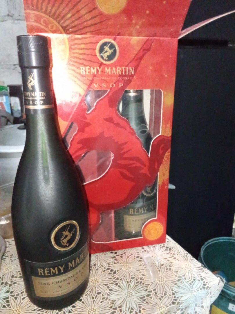 Johnnie Walker Blue Label Scotch Whisky (Category: Beverages) located in Antipolo. Submitted by cali.xant (Listing ID 1461339972, Image 2). Description: 4 Bottles of vintage champagne whisky and wine approximately 30-35 uears of age, complete with box.