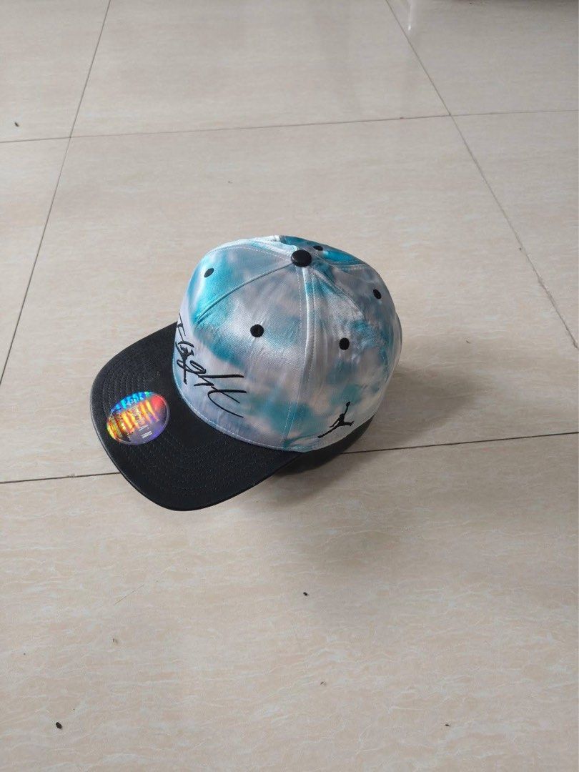 Jordan cap (Category: Caps & Hats) located in Iloilo. Submitted by trinamaweeee (Listing ID 1461464989, Image 3). Description: J*rdan cap authentic size: adult size condition: 9.5 color: 10 issue: none .