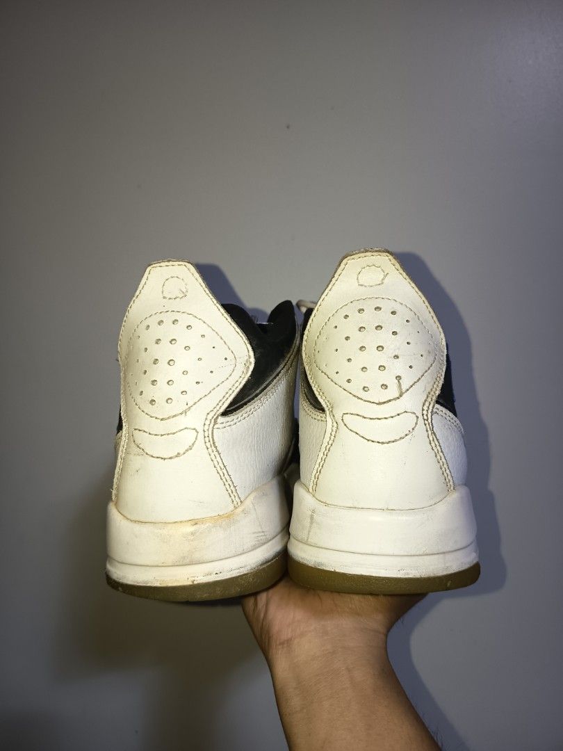 Jordan Court 23 (Category: Sneakers) located in Pasay City. Submitted by ODDXX (Listing ID 1461470085, Image 3). Description: Jordan Courtside 23 sneakers Faded Size Tag but est. Size 9.5 Men/27.5CM Very Good Condition minimal issue 799php +SF Only!.