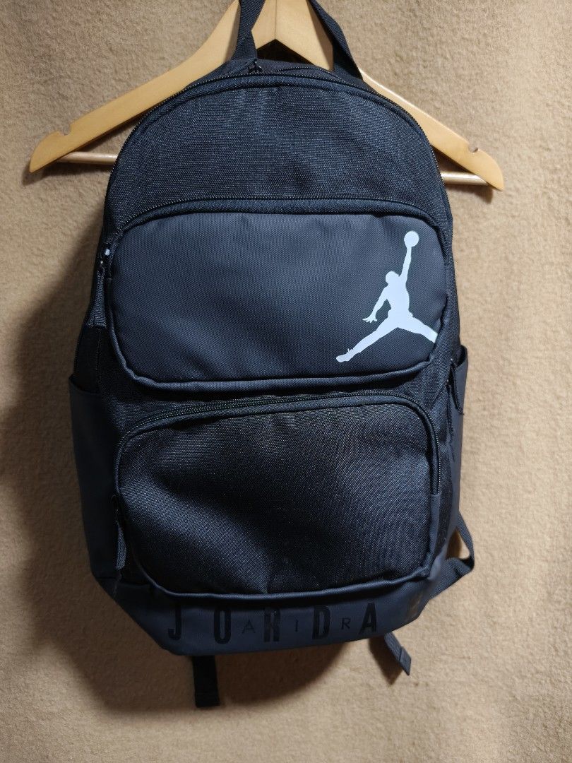 Jordan Essentials Backpack (28.75L) (Category: Backpacks) located in Camalaniugan. Submitted by thrifter10 (Listing ID 1461487501, Image 1). Description: .