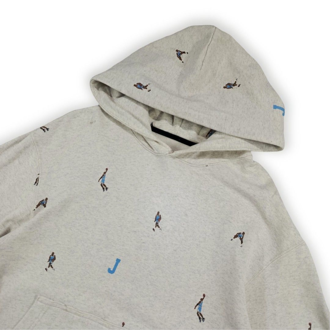 Jordan Essentials Statement AOP Pullover Hoodie (Category: Coats, Jackets and Outerwear) located in Cavite. Submitted by goodasnew. (Listing ID 1461388861, Image 2). Description: •S on tag | L:26 W:21 | Best fit Large •Good Condition. •Issue 🟡 stain last pic. Need wash •Can do Vc for Checking Item/Legitimacy. •Shipping JnT/Lalamove. 💸500 only.