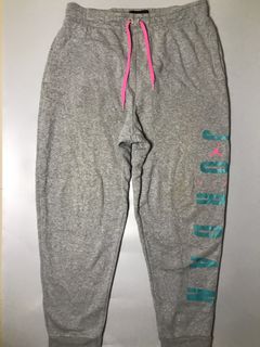 (Category: ) located in . Submitted by luxtreetwear (Listing ID 1461494801, Image 1). Description: .