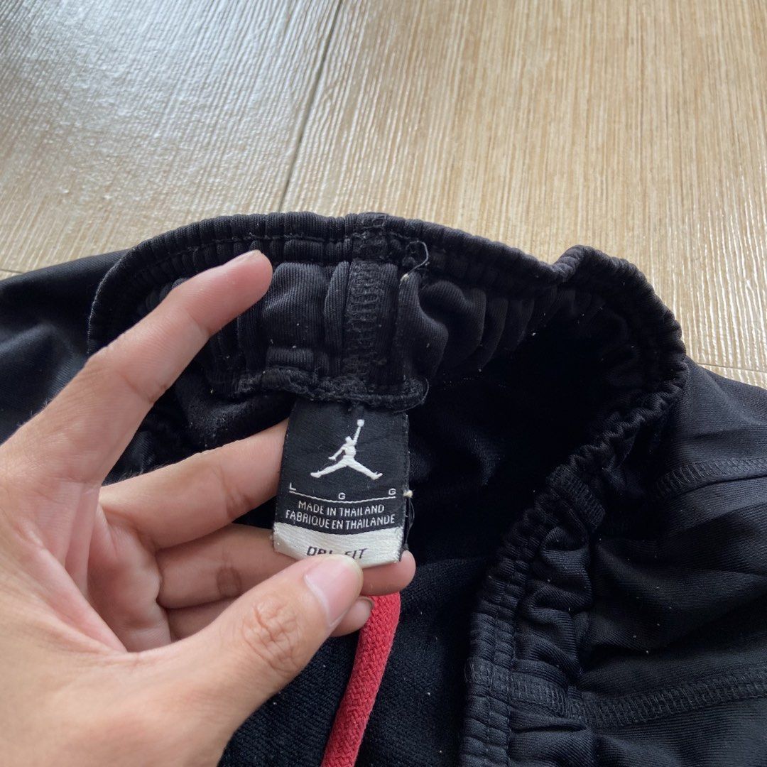 Jordan Short Embroidery Logo (Category: Shorts) located in Legazpi City. Submitted by luxrystreet (Listing ID 1461331881, Image 3). Description: Jordan Short Waist: Stretchable/Free Size Length: 22 Leg O:15 Issue See pic.
