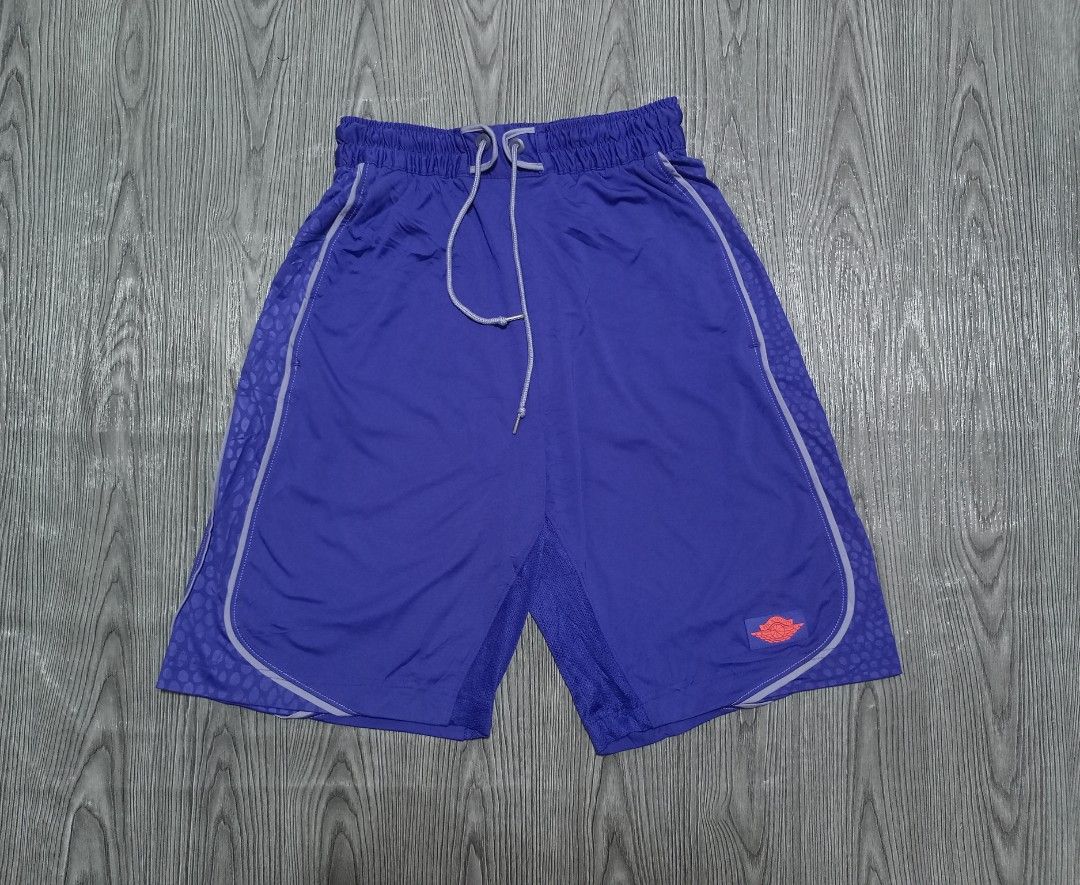 Jordan Y2k (Category: Shorts) located in Danao, Cebu. Submitted by 6000thrifts.ph (Listing ID 1461437772, Image 2). Description: Air Jordan Baller Short 💥 Size Small Waistline 28 Stretch to 32 Length 22 Good Excellent Condition No Issue/ Color Rate 9.5/10 Pm sure buyer 📥.