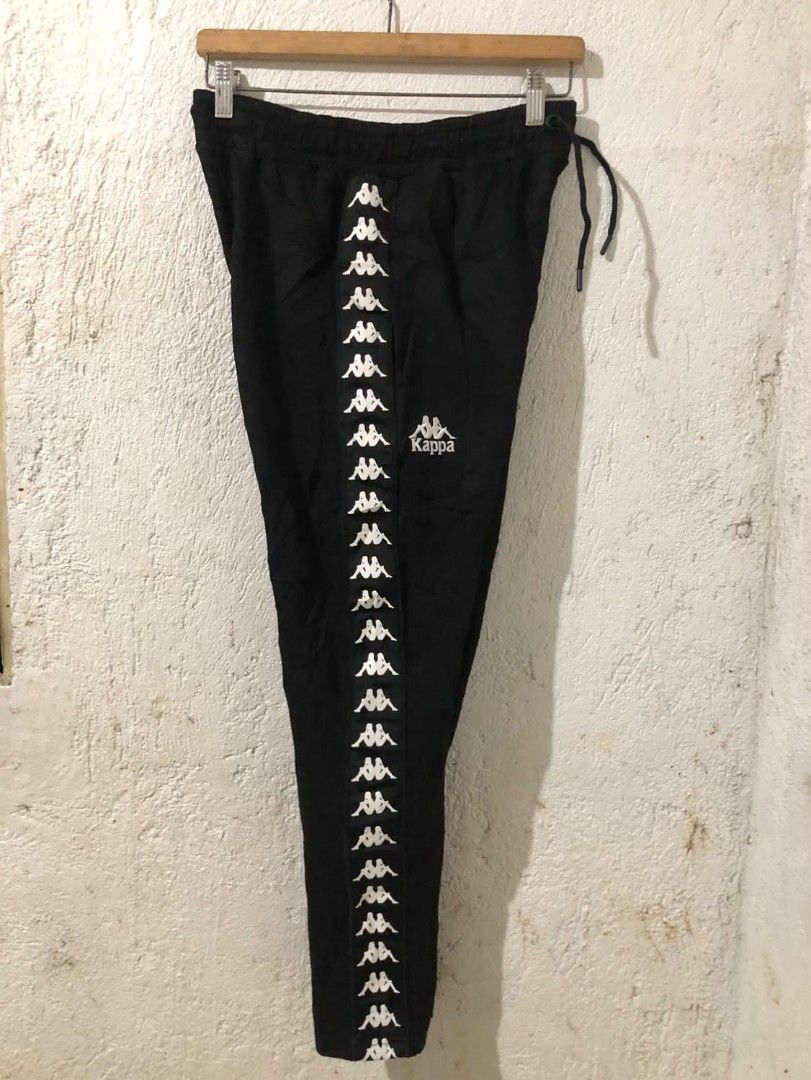 KAPPA BLACK TRACK PANTS 28/32(37) (Category: Joggers) located in Manila. Submitted by kuyanyo (Listing ID 1461548323, Image 1). Description: DM IF INTIRESTED EXCELLENT CONDITION NO ISSUE CAN DO SHIPPED VIA J&T OR IPALALAMOVE MO ANYTIME.