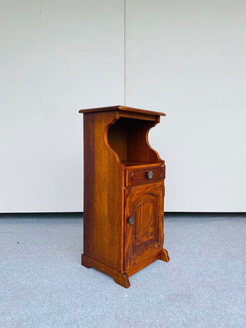 KARIMOKU VINTAGE TELEPHONE STAND (Category: Shelves, Cabinets & Racks) located in Manila. Submitted by jerichocal17856 (Listing ID 1461432402, Image 3). Description: “JAPAN SURPLUS” KARIMOKU VINTAGE TELEPHONE STAND SIZE: 15L” x 11W” x 32H” inches (AS-IS ITEM) IN GOOD CONDITION.