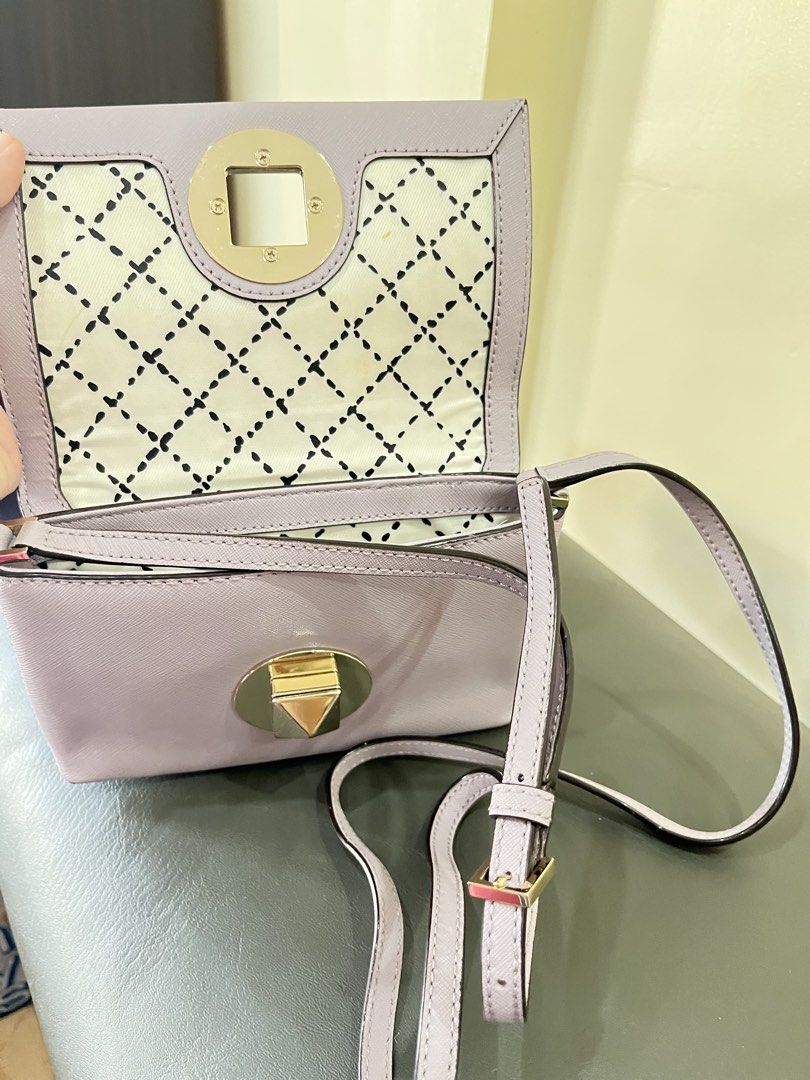 Kate’spade (Category: Clutches) located in Tagum. Submitted by mats0830 (Listing ID 1461331183, Image 3). Description: .