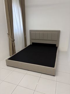 (Category: ) located in . Submitted by quefurnituretrading (Listing ID 1461392197, Image 1). Description: .