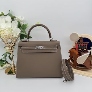 （分類：）位於 。 由 psoluxury 提交（商品編號 1461557145，圖片 1）。簡介： 。