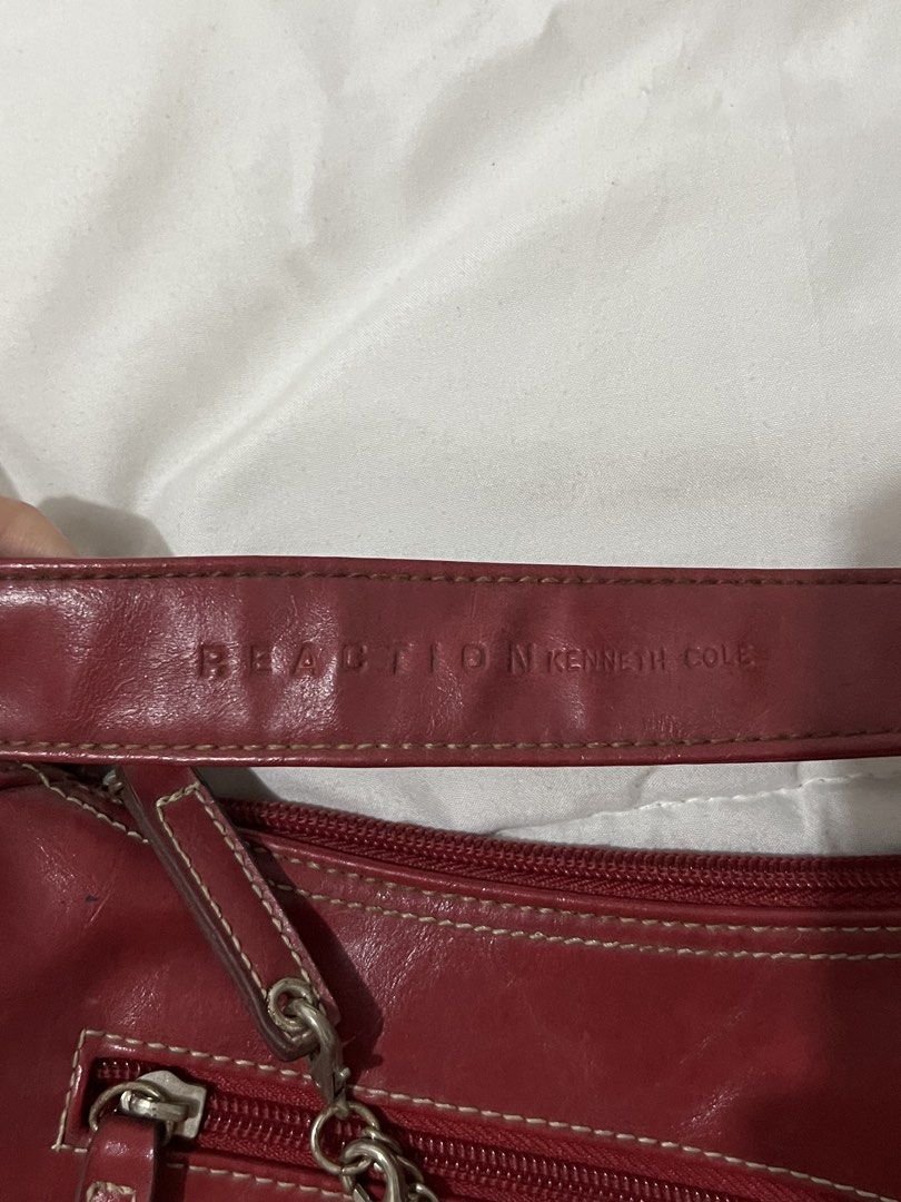 Kenneth Cole Red bag (Category: Shoulder Bags) located in Marikina City. Submitted by ellaahgg (Listing ID 1461474860, Image 3). Description: .