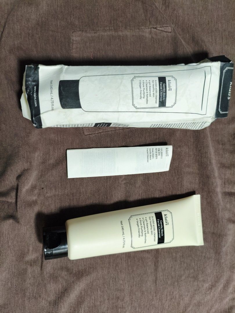 Klairs Facial Cleanser bnew (Category: Face Care) located in Cavite. Submitted by cappfinds86177 (Listing ID 1461379711, Image 1). Description: bnew sealed nasira lang box kaya mura na lang authentic see detailed oic.